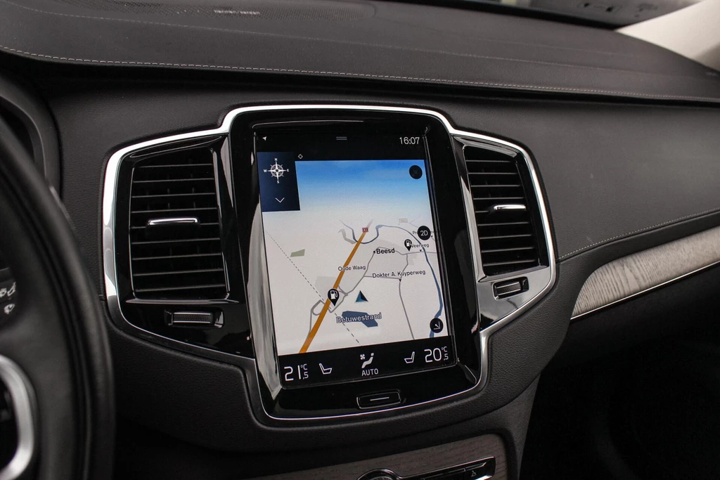 Volvo XC90 – foto 33