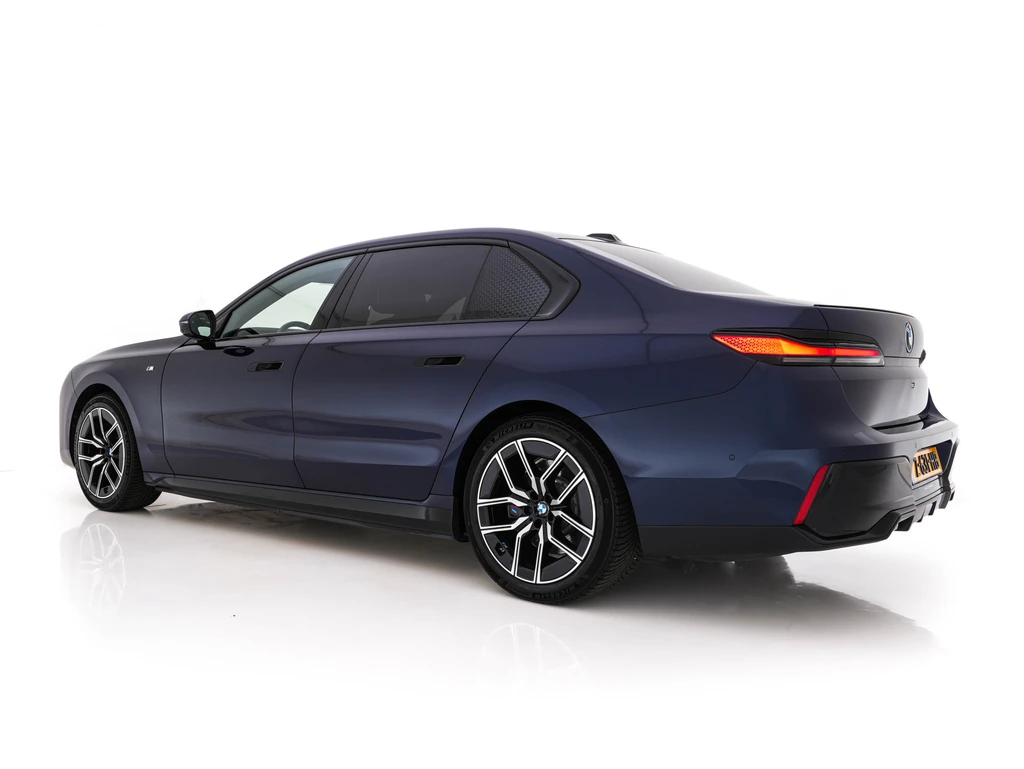 BMW i7 – foto 2