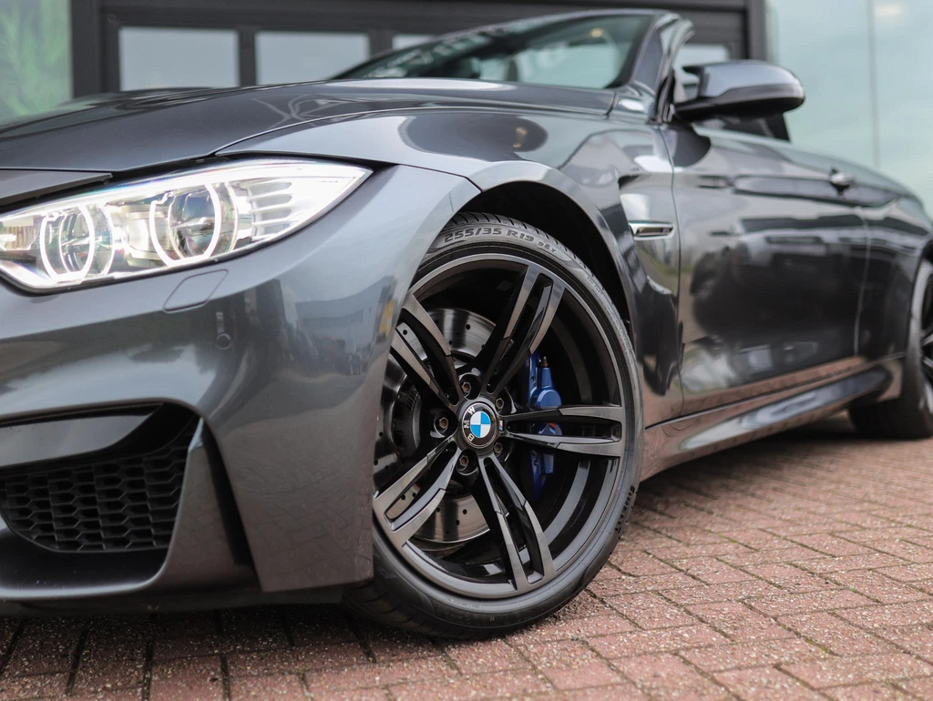 BMW M4 – foto 12