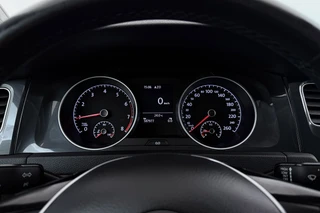 Volkswagen Golf – thumbnail 24
