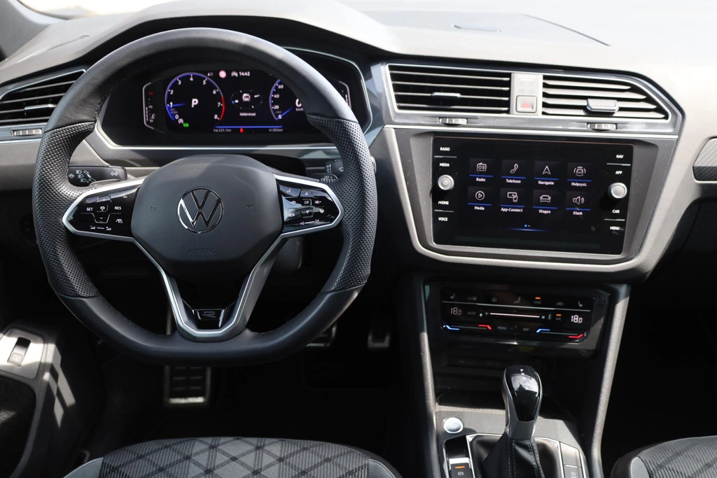 Volkswagen Tiguan – foto 24