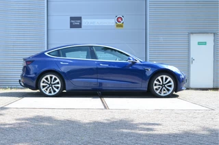 Tesla Model 3 – thumbnail 4