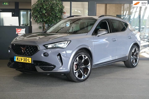 CUPRA Formentor 1.4 e-Hybrid 204PK DSG Led Navi Virtual Stoelverwarming ACC
