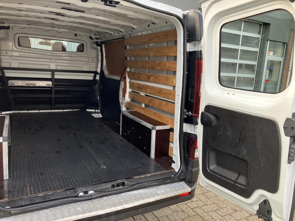 Opel Vivaro – foto 25