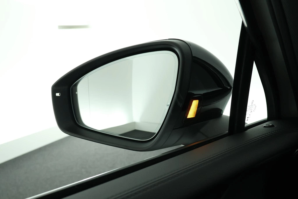Volkswagen Tiguan – foto 11