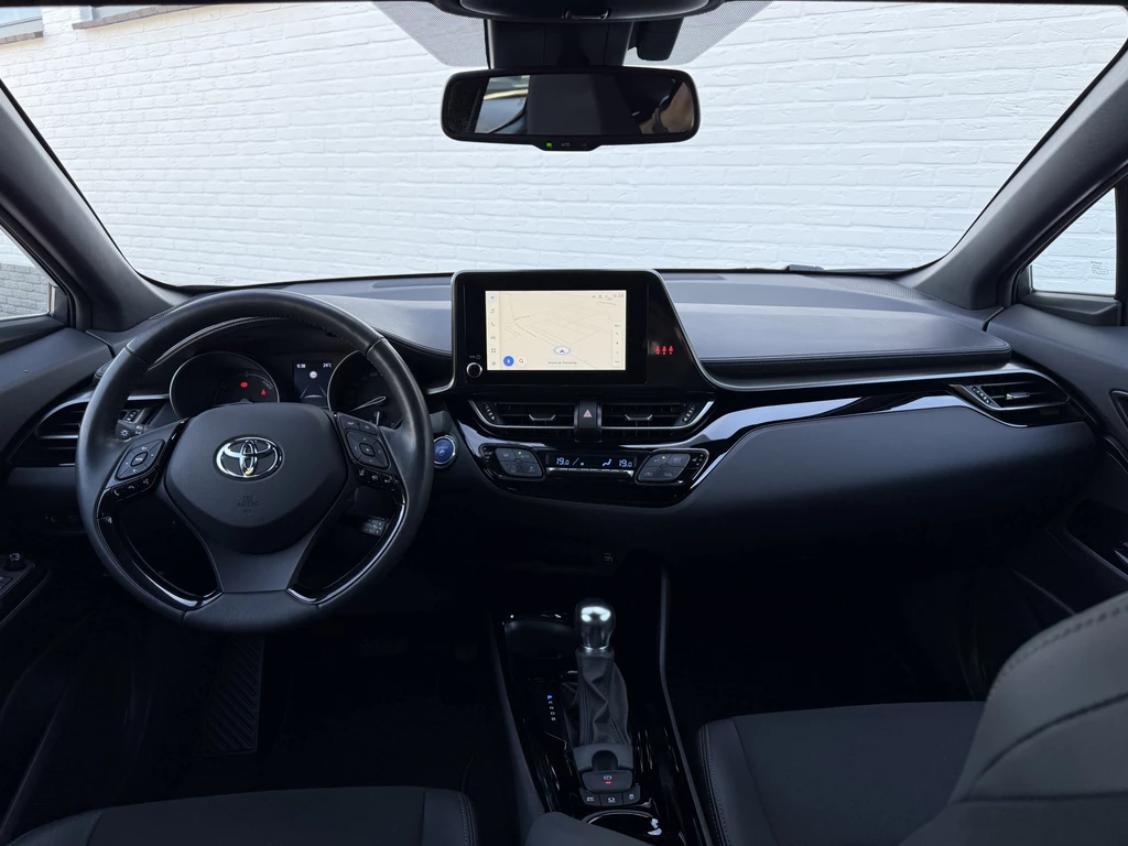Toyota C-HR – foto 11
