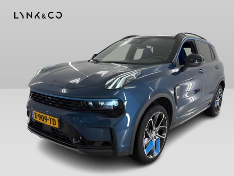 Lynk & Co 01 1.5 262pk PHEV Zwarte Hemel 360°Cam Stoelverw. Pano.dak Plug-in