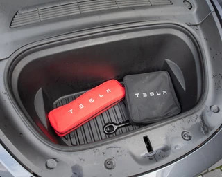 Tesla Model Y – thumbnail 32