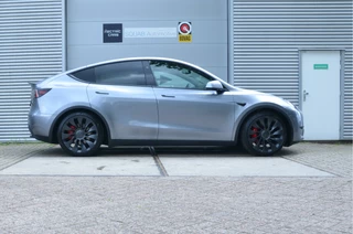 Tesla Model Y – thumbnail 4