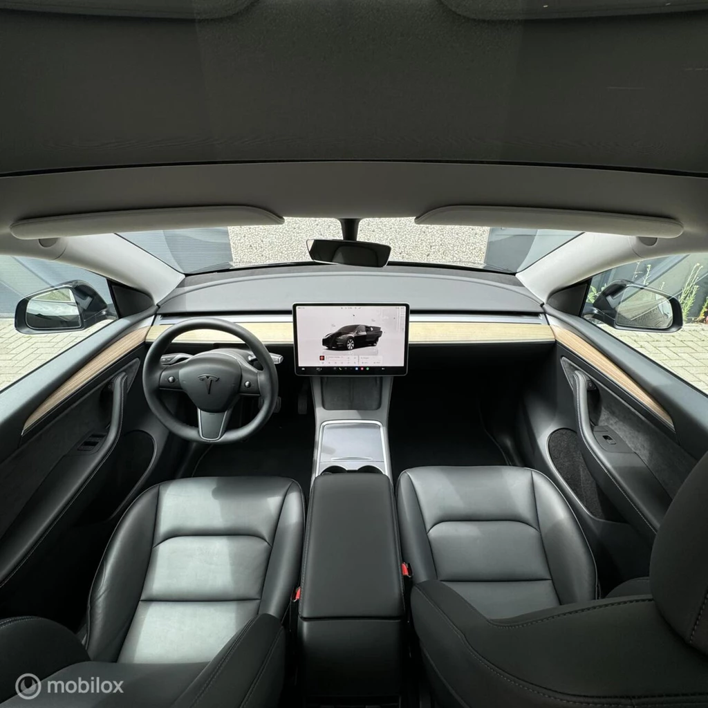 Tesla Model Y – foto 12