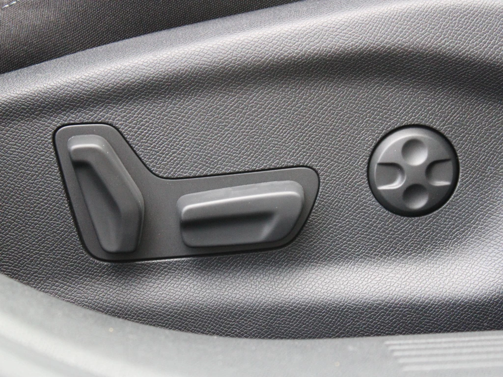 Peugeot 408 – foto 15