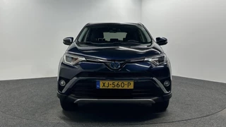 Toyota RAV4 – thumbnail 8