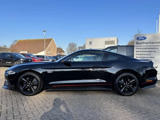 Ford Mustang – thumbnail 2