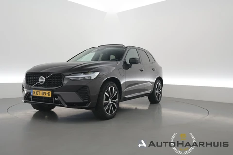 Volvo XC60 2.0 T6 Plug-in hybrid AWD Plus Dark | RIJKLAAR!! | SOH 98% | Pano | Leder | Trekhaak | Adapt. Cruise | Stoel- Stuurverw. | 360cam | Memory | Harman Kardon