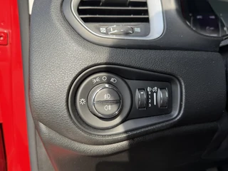 Jeep Renegade – thumbnail 15