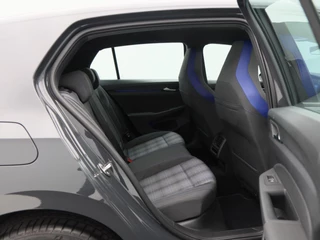 Volkswagen Golf – thumbnail 38