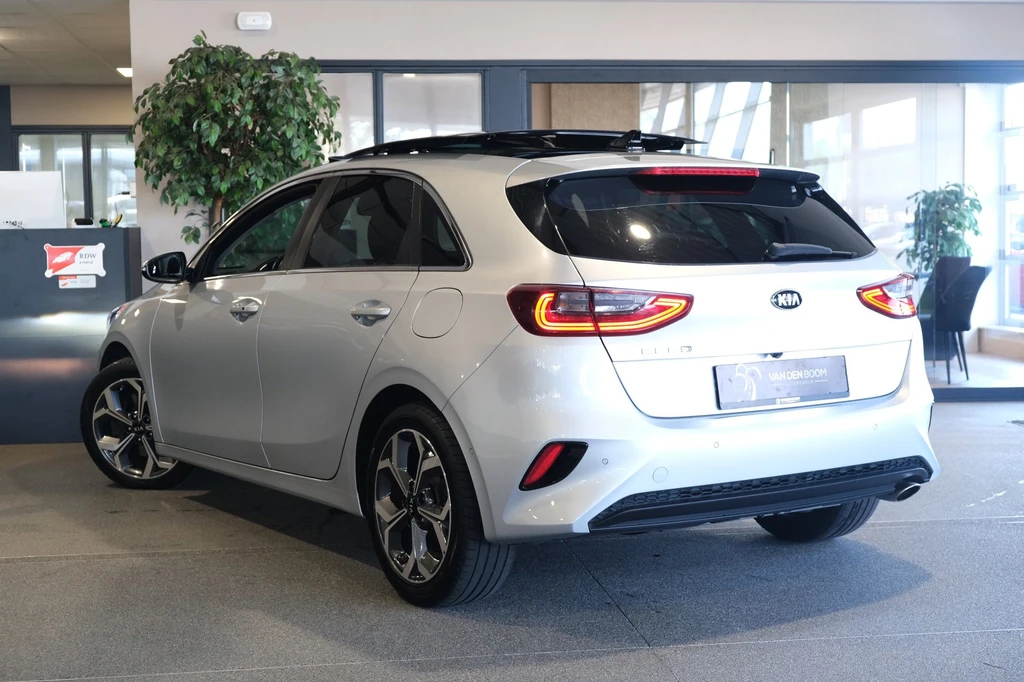 Kia Ceed – foto 4