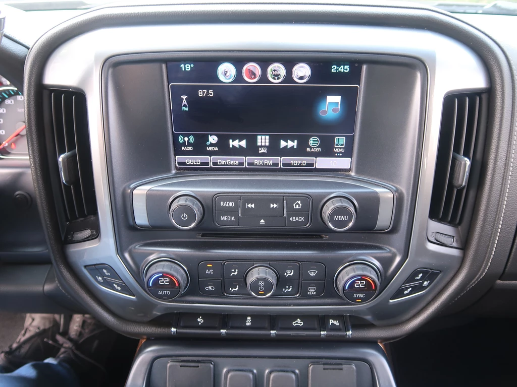 Chevrolet Silverado – foto 23