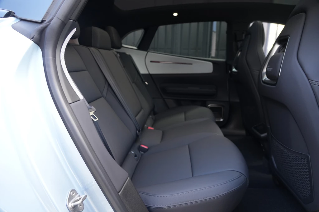 Polestar 4 – foto 26