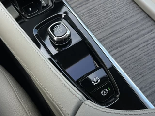 Volvo XC90 – thumbnail 28