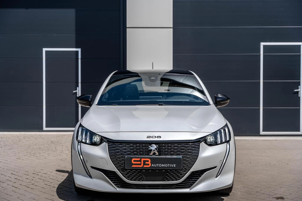 Peugeot 208 – foto 8