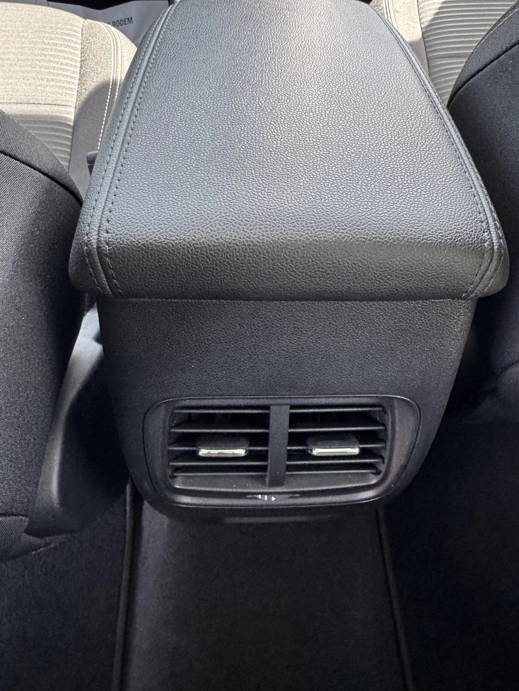 Ford Kuga – foto 10