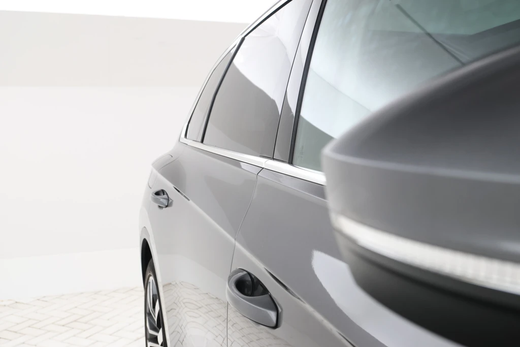 Volkswagen Touareg – foto 13