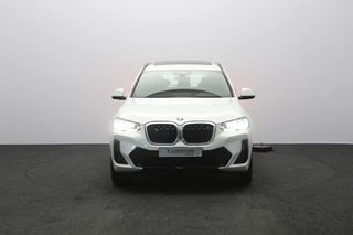 BMW iX3 – thumbnail 8