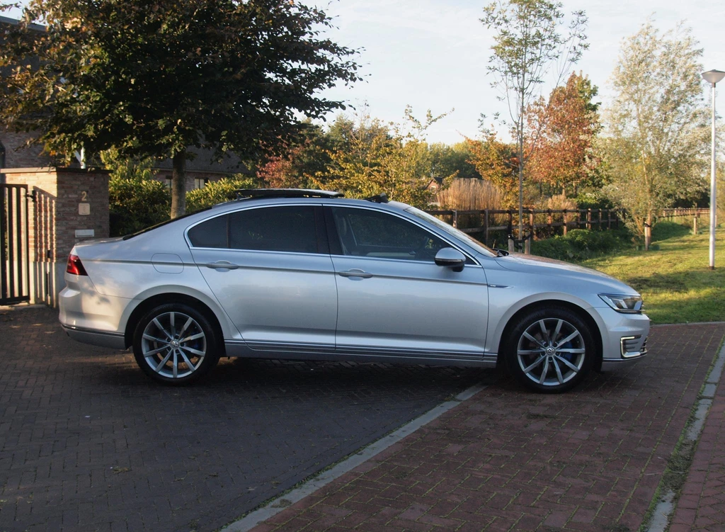 Volkswagen Passat – foto 8