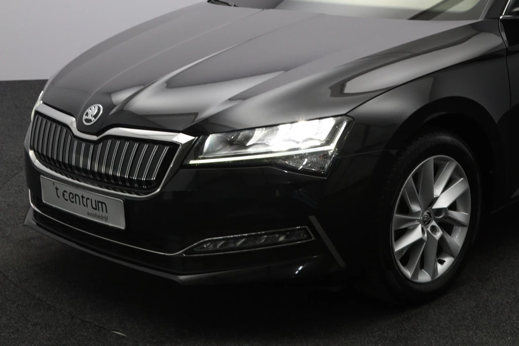 Škoda Superb – foto 2