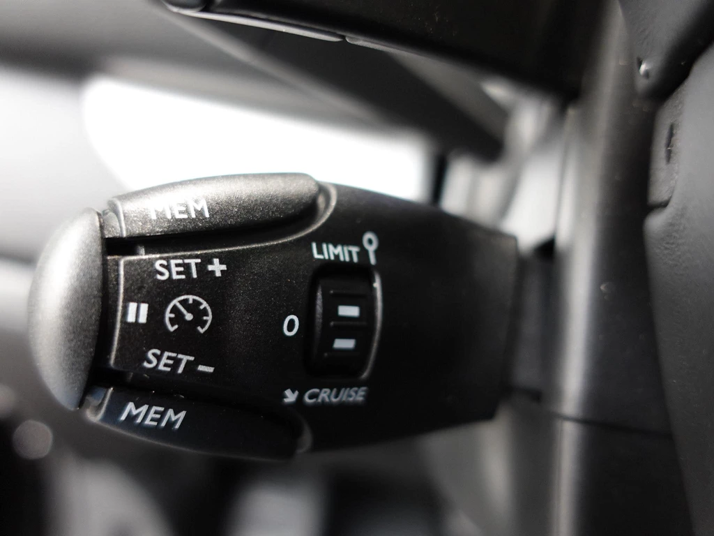 Opel Vivaro – foto 23