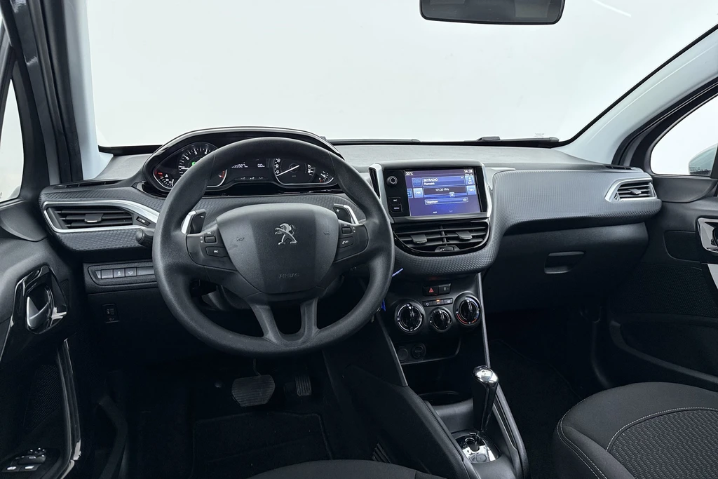 Peugeot 208 – foto 18
