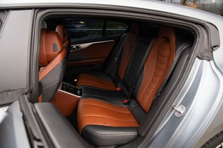BMW 8 Serie – thumbnail 13
