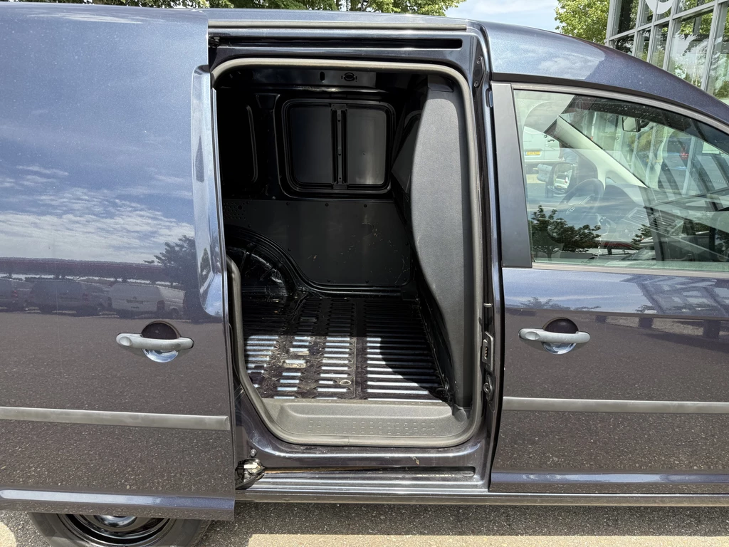 Volkswagen Caddy – foto 24