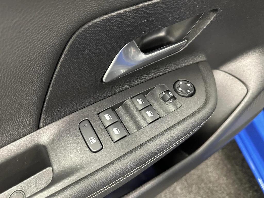 Opel Mokka-e – foto 20