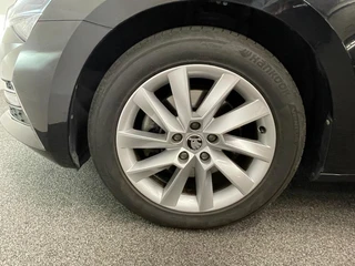 Škoda Superb – thumbnail 25