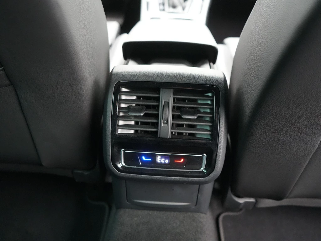 Volkswagen Passat – foto 53