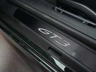 Porsche 911 – thumbnail 36