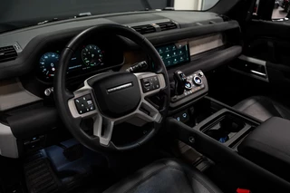 Land Rover Defender – thumbnail 22
