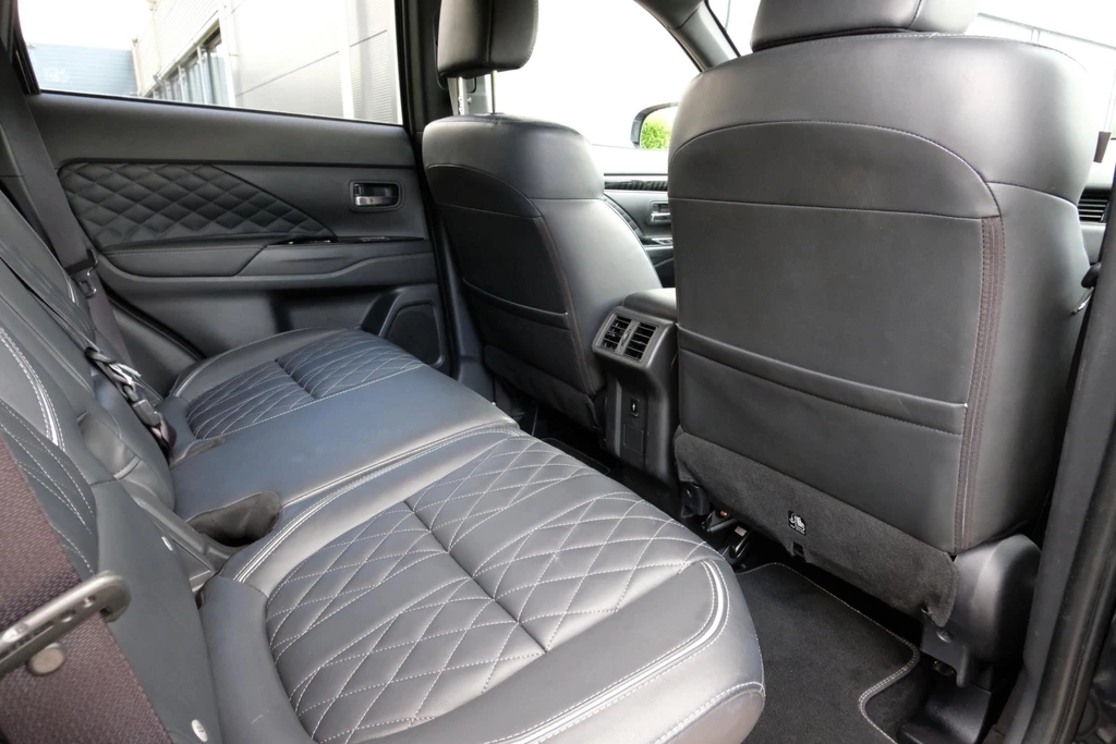 Mitsubishi Outlander – foto 15