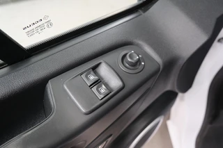 Opel Vivaro – thumbnail 14