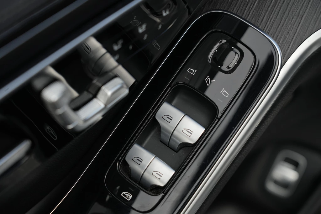 Mercedes-Benz S-Klasse – foto 28