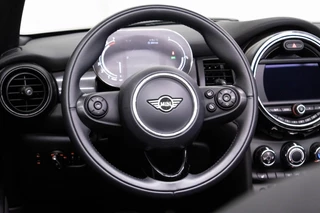 MINI Cooper Cabrio – thumbnail 14
