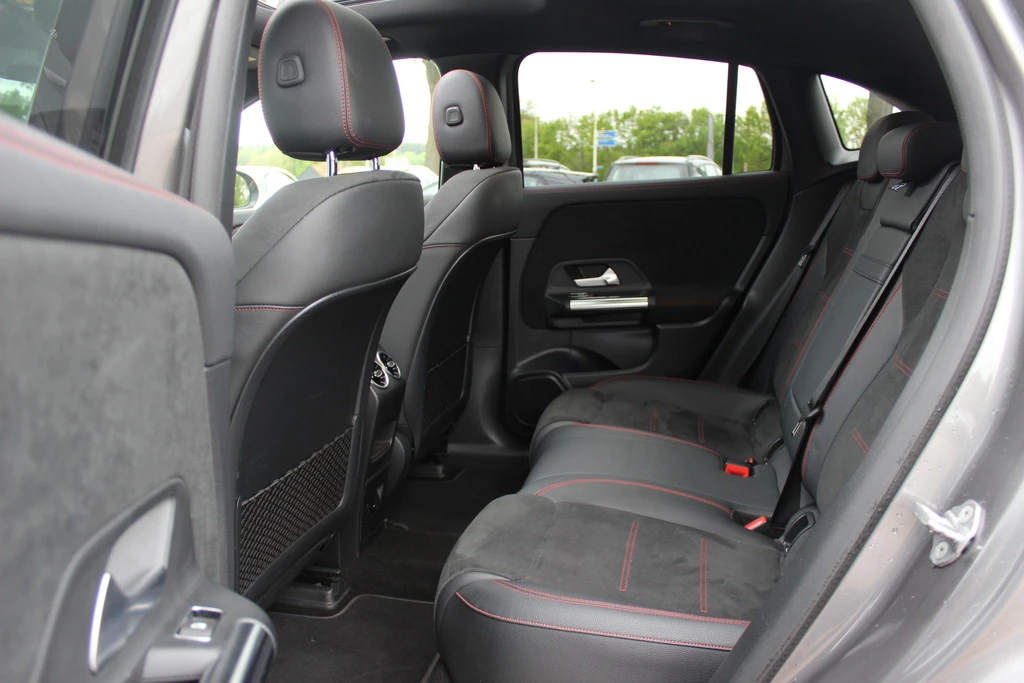 Mercedes-Benz EQA – foto 8