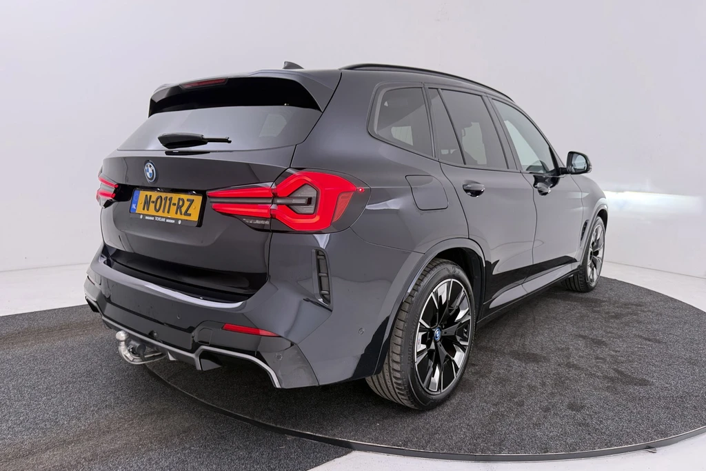 BMW iX3 – foto 10