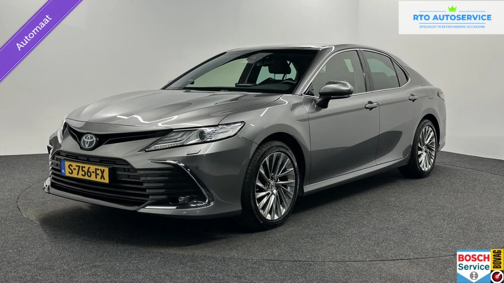 Toyota Camry – foto 1
