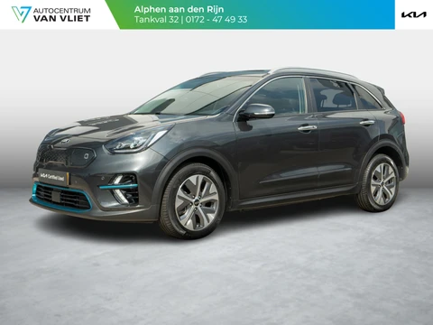 Kia e-Niro ExecutiveLine 64 kWh | Stoel en stuurverwarming | Stoelventilatie | Schuif/-kanteldak | JBL | Achteruitrijcamera | Navi | PDC voor & achter