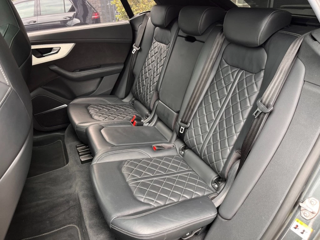 Audi SQ8 – foto 15