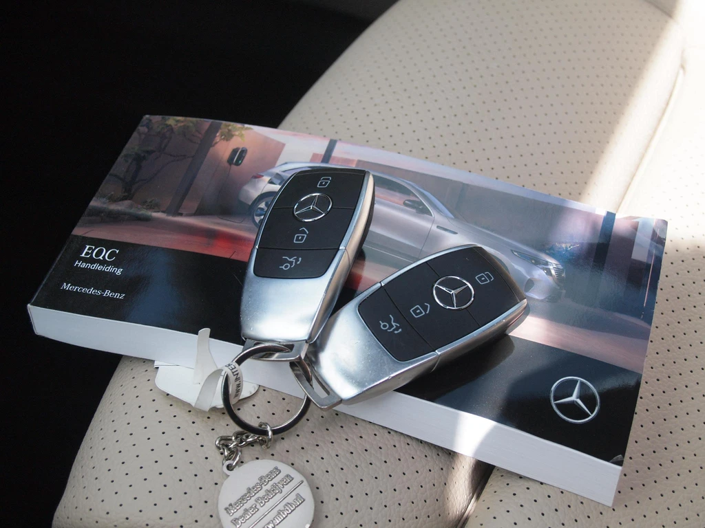 Mercedes-Benz EQC – foto 35