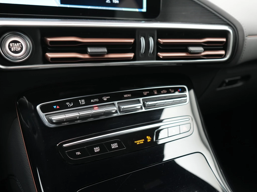 Mercedes-Benz EQC – foto 27